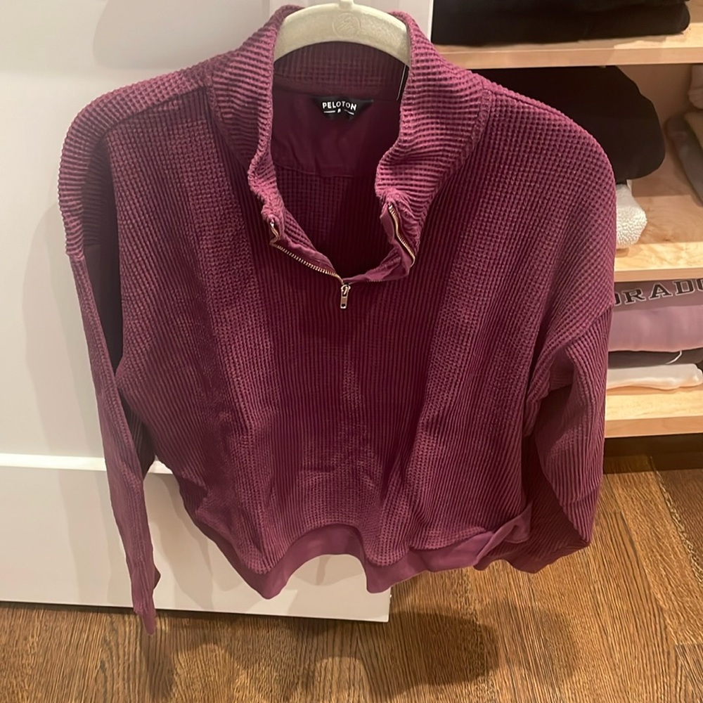 Peloton waffle 1/4 zip top